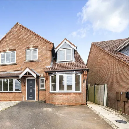 Rent this 5 bed house on Amersham Way in Oakthorpe, DE12 7PD