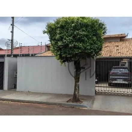 Buy this 3 bed house on Rua Cristian Cezar Moretto in Antares, Londrina - PR