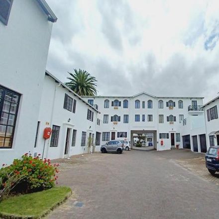 Rent this 1 bed apartment on McDonald's in Wellington Road, Cape Town Ward 112