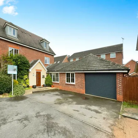 Buy this 5 bed house on 1 Pingle Close in Shireoaks, S81 8QU