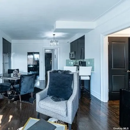 Image 5 - 154-36 12th Avenue, New York, NY 11357, USA - Apartment for sale