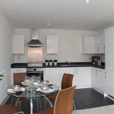 Image 3 - Sierra House, Charrington Place, St Albans, AL1 3FU, United Kingdom - Apartment for rent