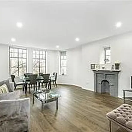 Rent this 3 bed apartment on Clive Court in Maida Vale, London