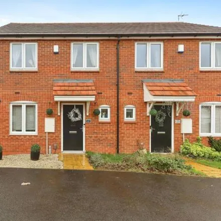 Buy this 3 bed duplex on Magee Close in Bilton, CV22 7DQ
