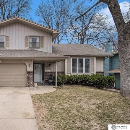 Buy this 3 bed house on 10600 M Street in Omaha, NE 68127