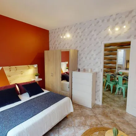Image 1 - 50 Rue Lafontaine, 33800 Bordeaux, France - Apartment for rent