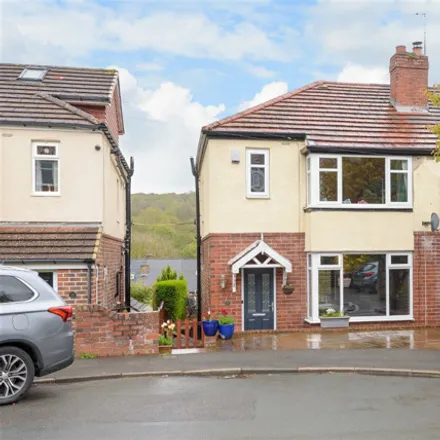 Buy this 3 bed duplex on Greeton Drive in Oughtibridge, S35 0EY