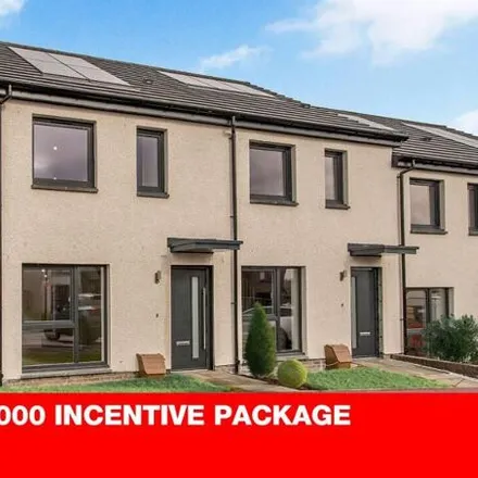 Buy this 2 bed townhouse on Old College Way in Alloa, FK10 3FJ