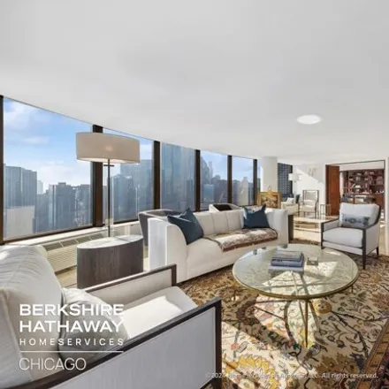 Buy this 2 bed condo on Lake Point Tower in 505 North Lake Shore Drive, Chicago
