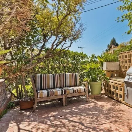 Image 7 - 1262 Ozeta Terrace, West Hollywood, CA 90069, USA - House for rent