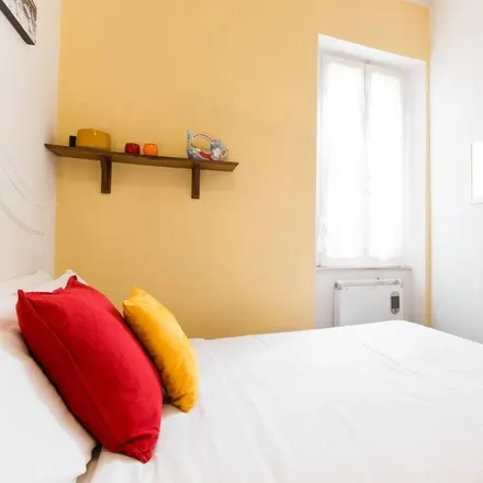 Image 4 - Salita di Monte del Gallo, 00165 Rome RM, Italy - Apartment for rent