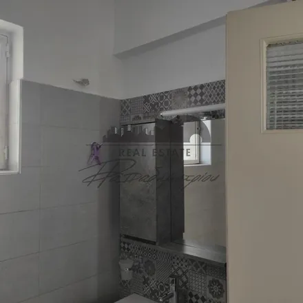 Rent this 2 bed apartment on Βρεφονηπιακός Σταθμός Μητρόπολης Δημητριάδος in 54ου Συντάγματος ΕΛΑΣ, Nea Ionia