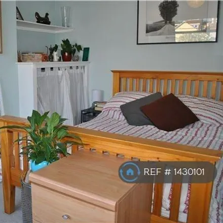 Image 4 - 8 South Street, Bristol, BS3 3AX, United Kingdom - Townhouse for rent