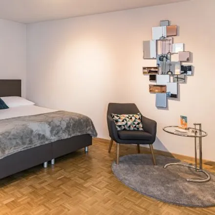 Rent this studio apartment on Culmannstrasse 39 in 8006 Zurich, Switzerland