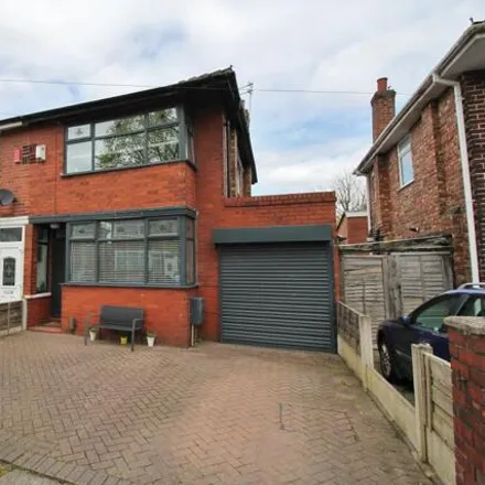 Buy this 2 bed duplex on Conway Road in Urmston, M41 0TG