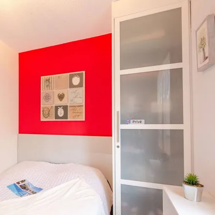 Image 7 - Saint-Raphaël, Var, France - Apartment for rent
