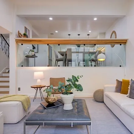 Image 4 - 4747 La Villa Marina, Los Angeles, CA 90292, USA - Townhouse for rent