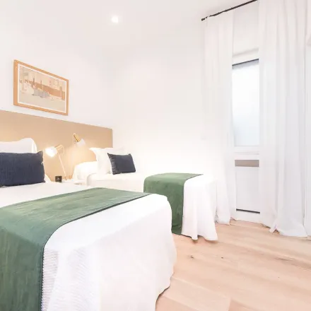 Rent this 3 bed apartment on Calle de Castelló in 22, 28001 Madrid