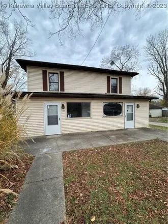 Buy this studio house on 200 Kanawha Terrace in St. Albans, WV 25177