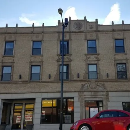 Image 1 - BP, 1359 West Diversey Parkway, Chicago, IL 60614, USA - House for rent