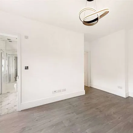 Image 4 - Charing Cross, London, SW1A 2DX, United Kingdom - Townhouse for rent