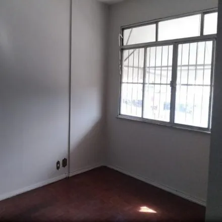 Buy this 3 bed apartment on GL de Volta Redonda in Rua Simão da Cunha Gago, Aterrado