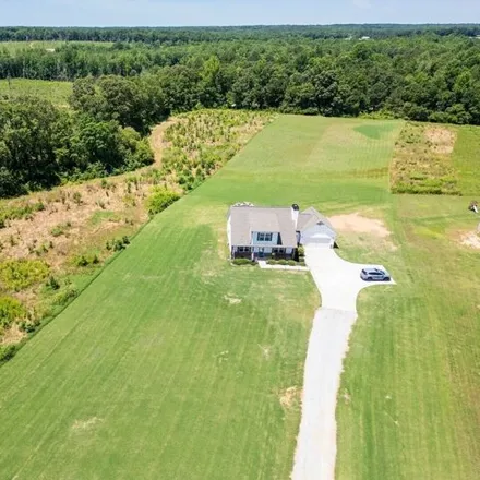 Buy this 4 bed house on 382 McKneely Rd in Milner, Georgia