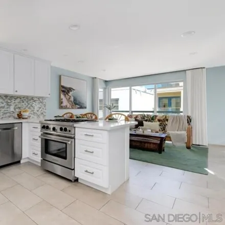 Image 3 - 731 Yarmouth Ct, San Diego, California, 92109 - House for sale