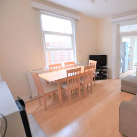 Rent this 4 bed townhouse on 32;32a Isis Street in London, SW18 3QN