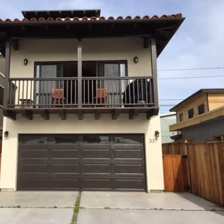 Rent this 1 bed apartment on 337 Cahuenga Dr