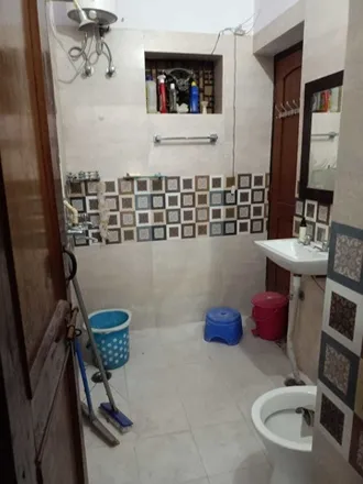 Image 7 - unnamed road, Aliganj, Lucknow - 226024, Uttar Pradesh, India - Apartment for rent