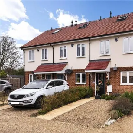 Buy this 4 bed house on Four Elms Road in Edenbridge, TN8 6BY