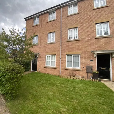Rent this 3 bed house on Laxton Grove in Elmdon Heath, B91 2JT