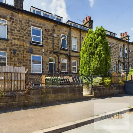 Rent this 1 bed room on Wellington Terrace in Pudsey, LS13 2LH