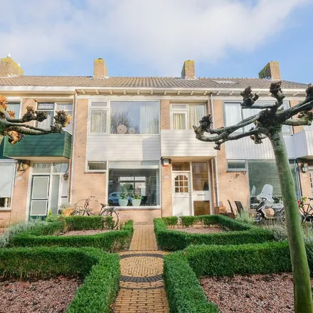 Rent this 4 bed apartment on Terborchlaan 230 in 1816 LE Alkmaar, Netherlands