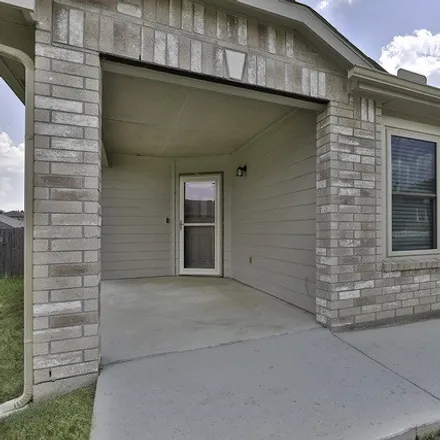 Image 2 - 233 North Willow Way, Cibolo, TX 78108, USA - House for rent