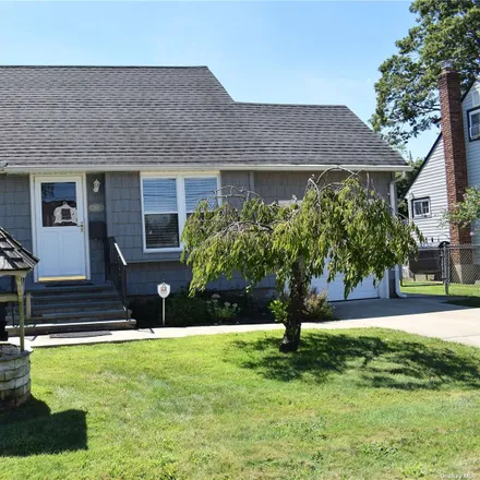 Buy this 4 bed house on 319 29th Street in Village of Lindenhurst, NY 11757