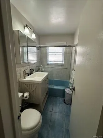 Image 7 - 6295 Broadway, New York, NY 10471, USA - Apartment for rent
