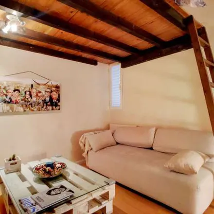 Image 9 - Tarimas Flotantes, Ronda de Segovia, 2, 28005 Madrid, Spain - Apartment for rent