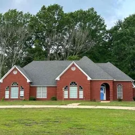 Buy this 3 bed house on 813 Highland Park Drive in Tupelo, MS 38801