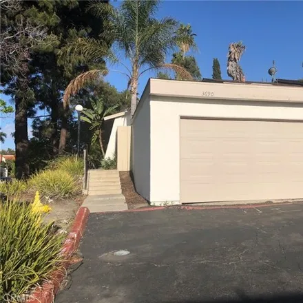 Rent this 2 bed townhouse on 3690 Spyglass Way in Oceanside, California
