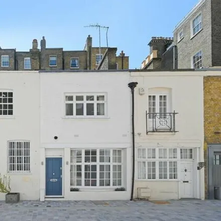 Image 9 - 10 Eaton Terrace Mews, London, SW1W 8EX, United Kingdom - House for rent