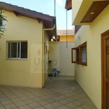 Buy this 4 bed house on Rua Angelina Maria Torso Rampasso in Vila Santa Terezinha, Itatiba - SP