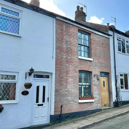 Image 7 - 46 Redhouse Lane, Stockport, SK12 2HP, United Kingdom - Townhouse for sale