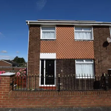 Buy this 3 bed duplex on Hyacinth Court in Sunderland, SR4 6AG