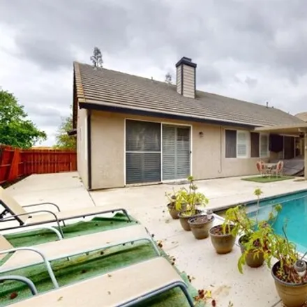 Buy this 3 bed house on 1025 Junction Drive in Manteca, CA 95337