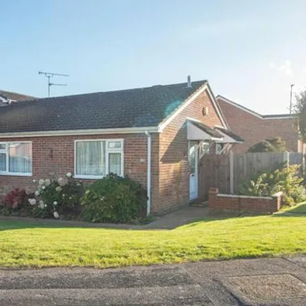 Buy this 2 bed house on 7 Kestrel Close in Clanfield, PO8 0LZ