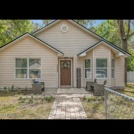 Rent this 1 bed room on 3345 9th Street in Vermont Heights, Saint Johns County
