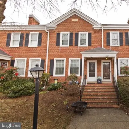 Rent this 2 bed townhouse on 2907 South Buchanan Street in Arlington, VA 22206
