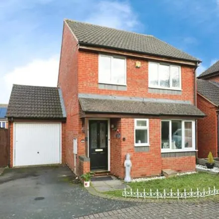Buy this 3 bed house on Beavers Brook Close in Royal Leamington Spa, CV31 1AF